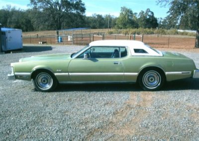 1975 Ford Thunderbird