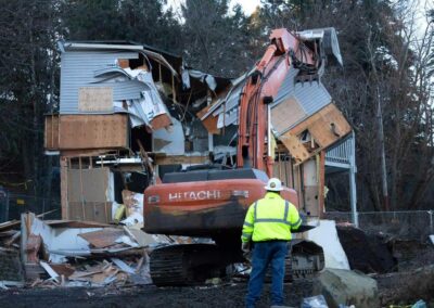 Demolition of the 1122 King Road house
